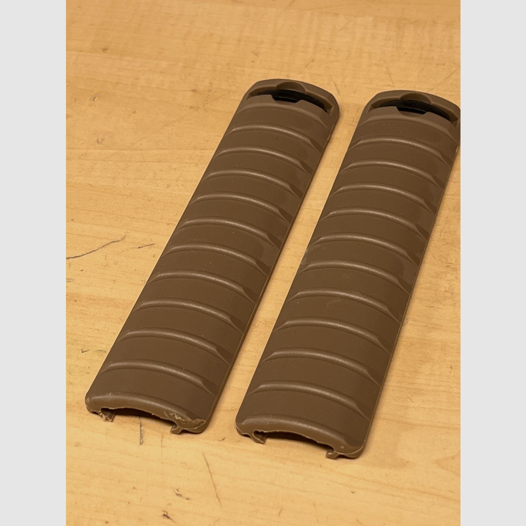 Couverture de rail Picatinny 2 pièces en Dark Earth