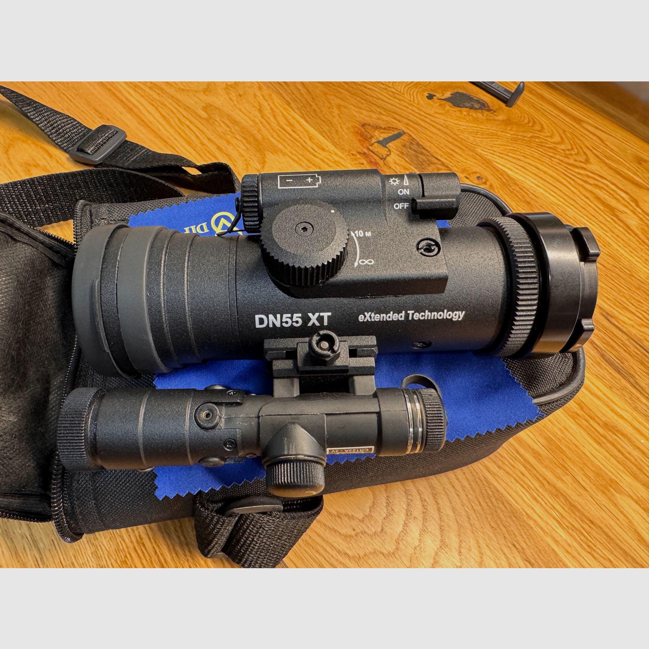 Night vision attachment DIPOL DN55 XT