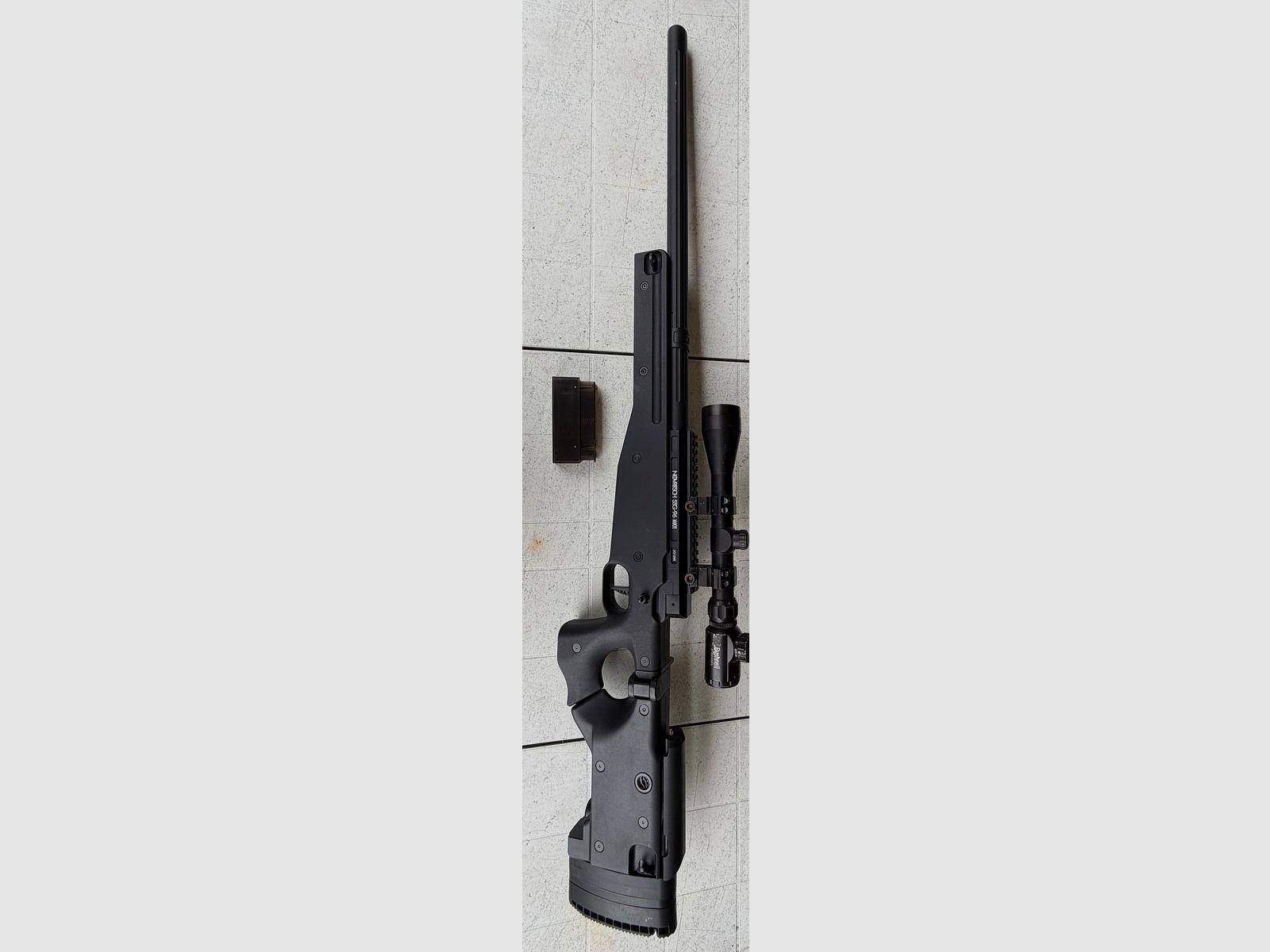 Airsoft Sniper Scharfschützengewehr Novritsch SSG 96 MK 2 mit Zielfernrohr und Montage , Bild 2 von 4