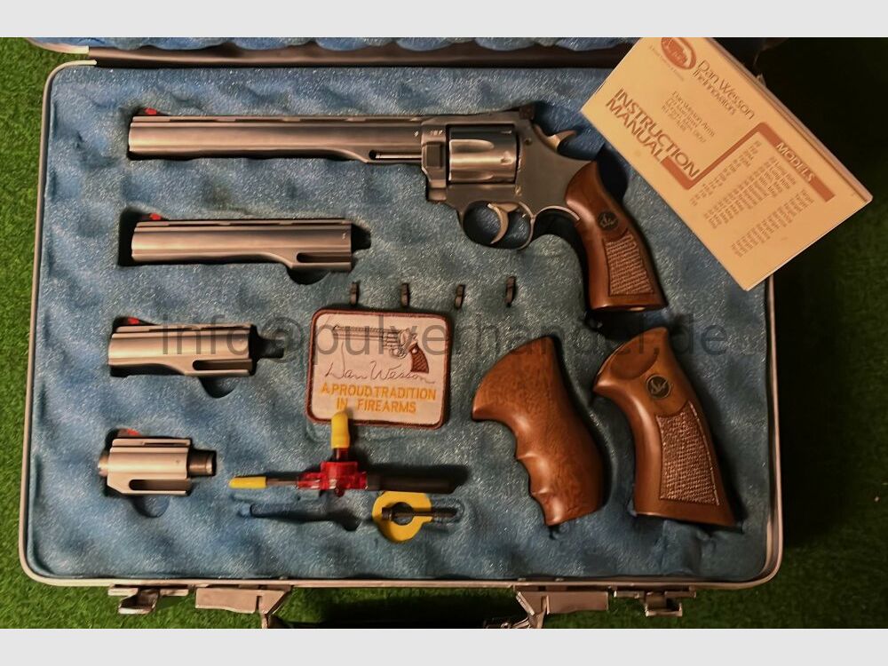 Dan Wesson 2,5" - 8" Revolver mit Austauschläufen SELTEN .357Mag im Set TOP