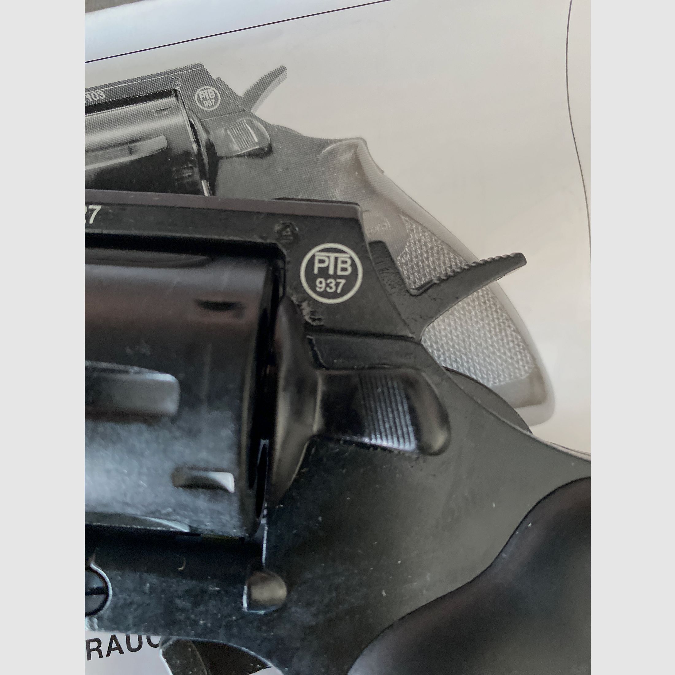 Record Mod. Chief  9mm 