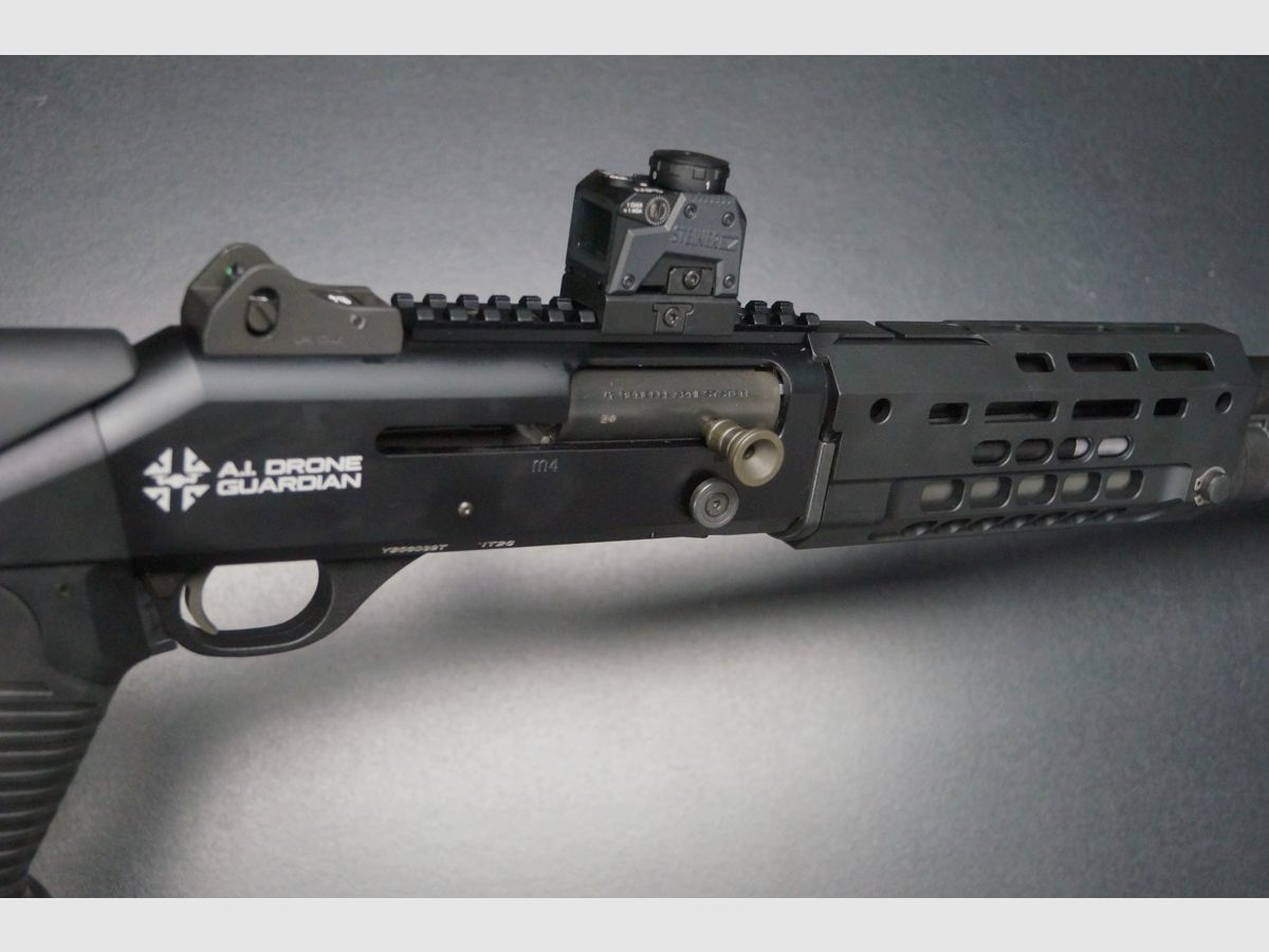 Benelli M4 Drone Guardian, image 5 sur 8