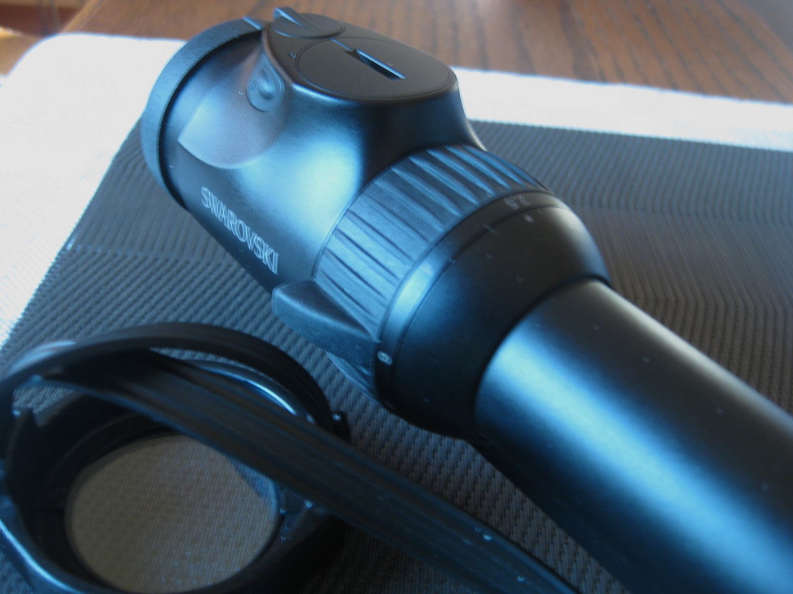 TOP Swarovski Z6i Gen.2 como 2,5-15x56 SR Abs. 4A-i y montaje original Blaser-Sattelmontage (alto) ! No ZEISS-LEICA-SAUER-MAUSER-GPO