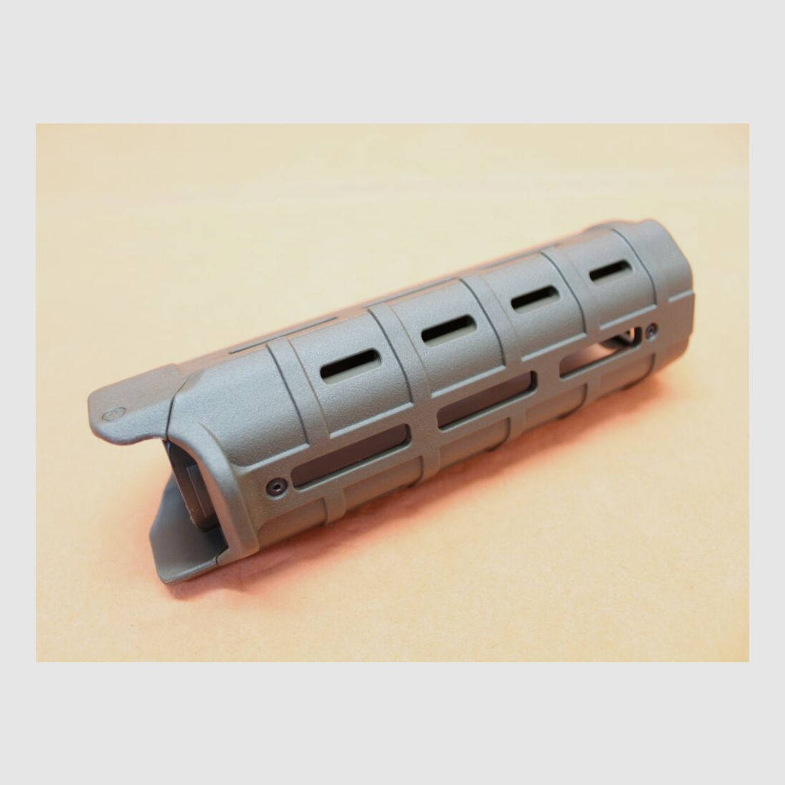 Magpul AR-15: Handguard Magpul MOE M-LOK (MAG424-ODG) Carbine Polymer O.D.Green