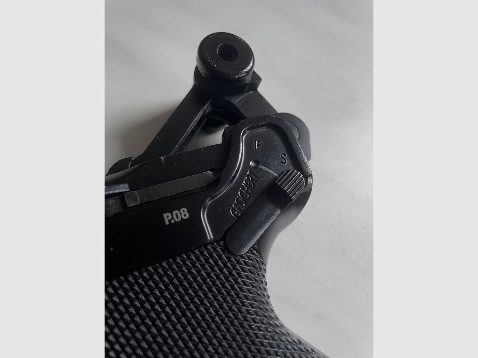 Umarex Legends Luger P08 4,5 mm