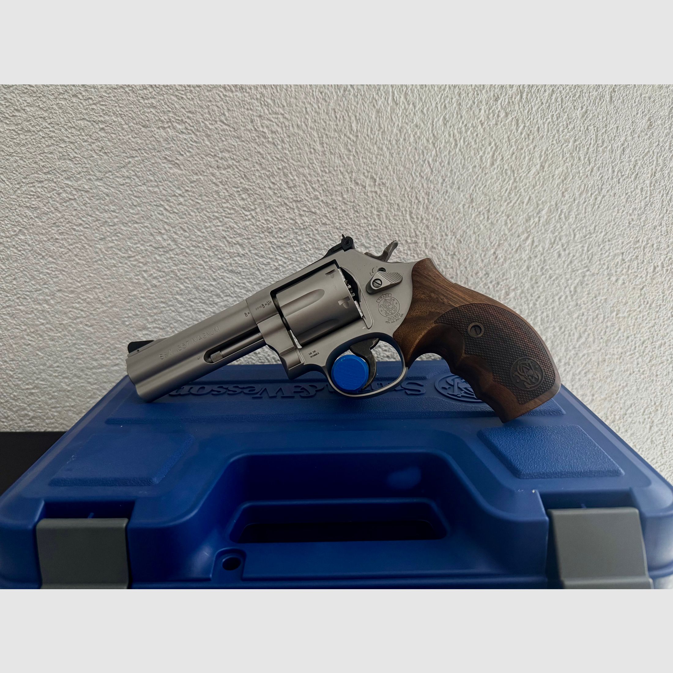 Smith & Wesson 686 Security Special 4” .357 Magnum – neuwertiger Zustand