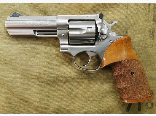 RUGER GP100  .357Mag   4Zoll schwerer Revolver