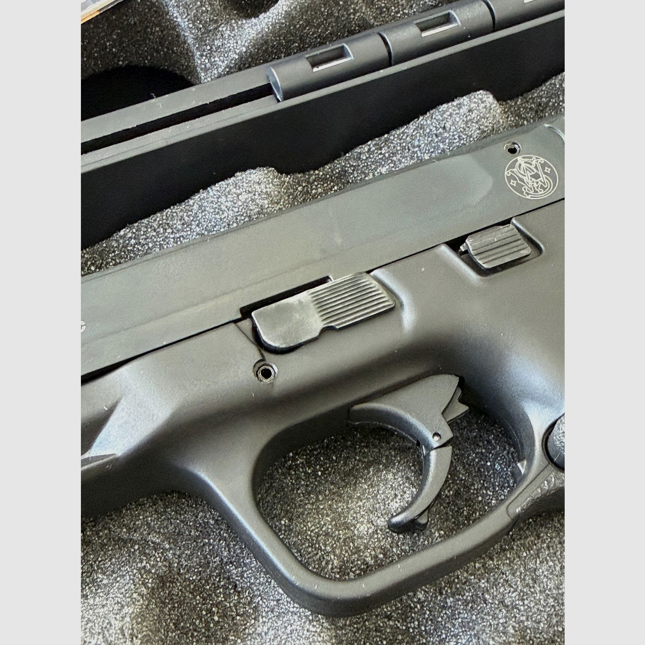 S&W M&P 9c - 9mm PAK - NEU