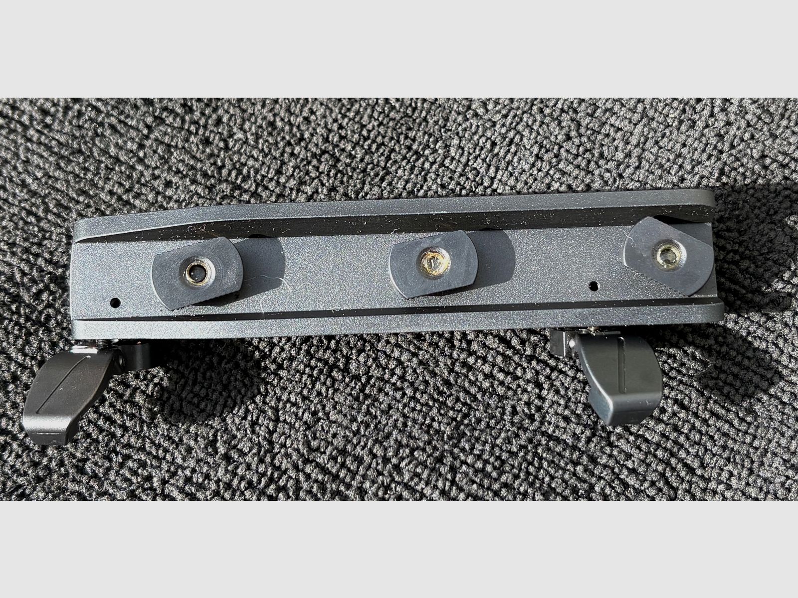 Montura de silla Original Sauer 505 (SUM) para riel interior Zeiss – Como nueva (compra 05/2025), imagen 2 de 3