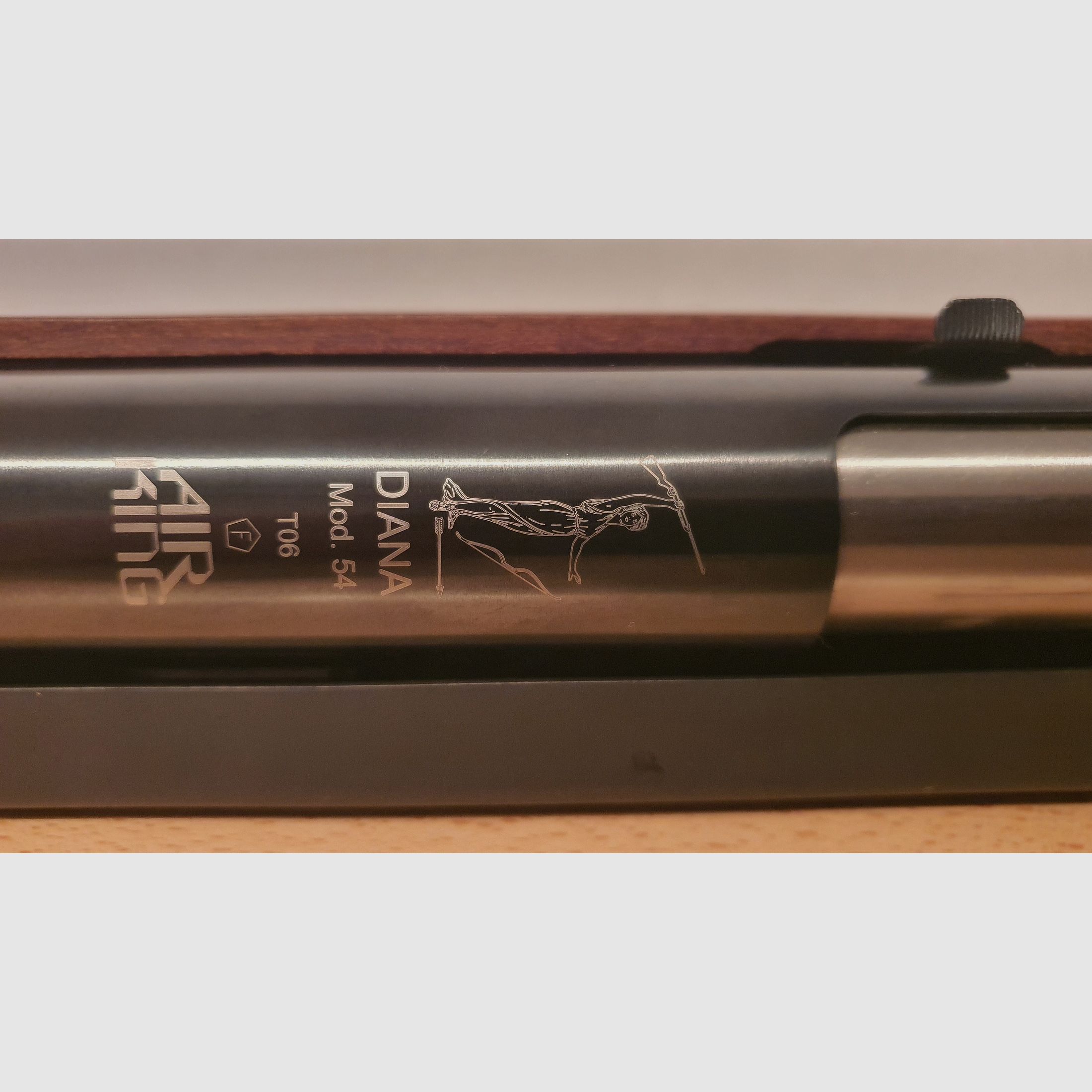 Karabinek pneumatyczny Diana 54 / Diana54 Airking w kalibrze 4,5 mm ( lufa stała / boczny naciąg )