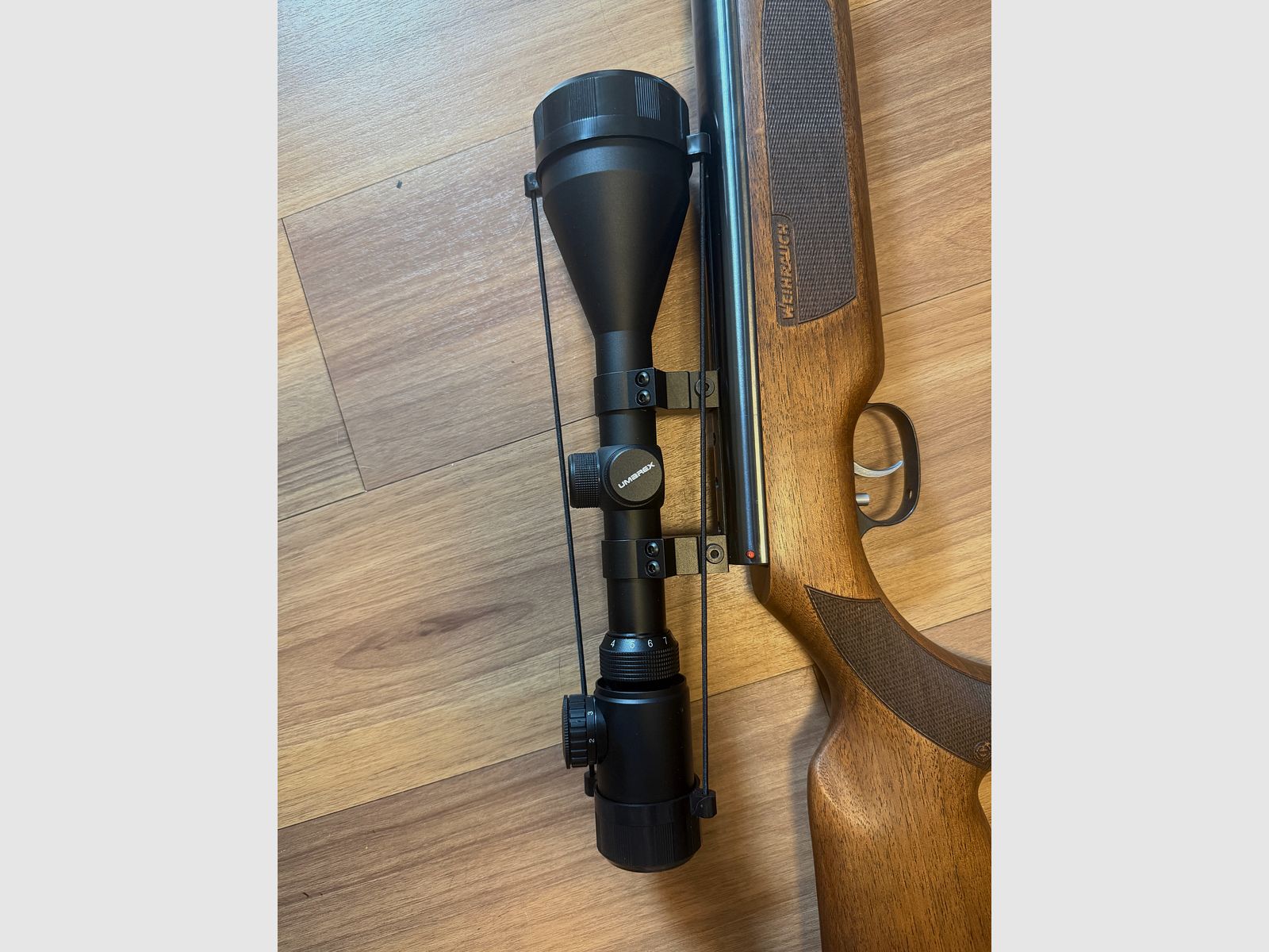 Weihrauch HW 35 E – Nussbaumschaft – Neu – inkl. Umarex Zielfernrohr & Tasche