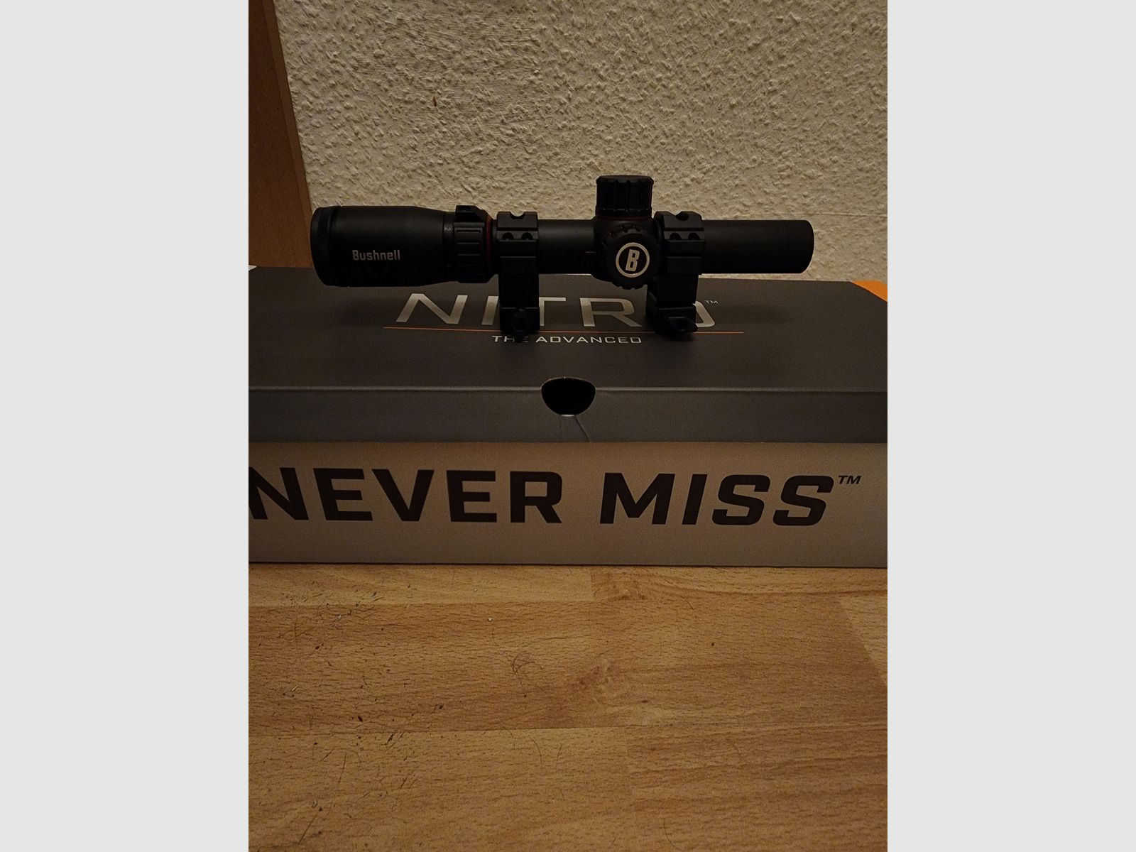 Bushnell Nitro 1-6x24 Zielfernrohr