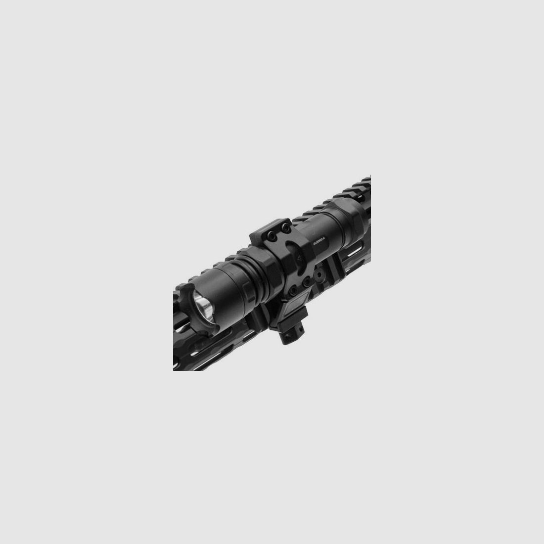 UTG Section de rail 4 fentes | M-LOK, image 13 sur 18