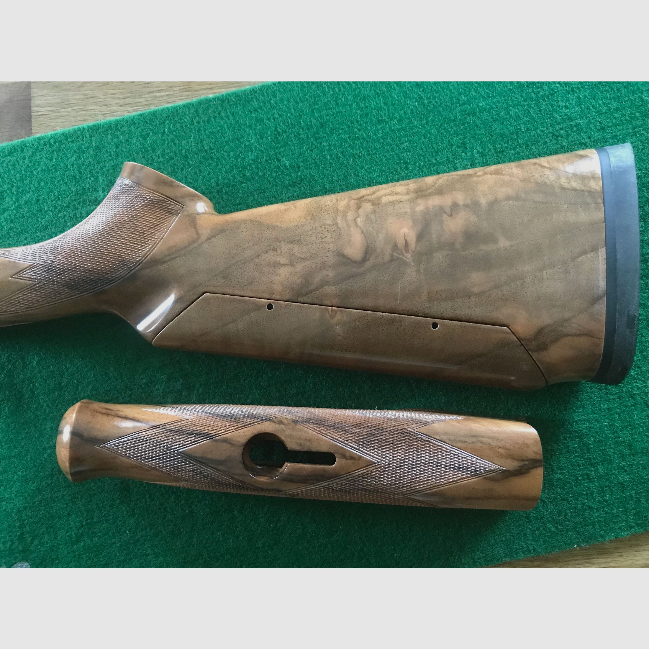 Krieghoff K80 Sporting stock set for fore-end and buttstock with adjustable comb