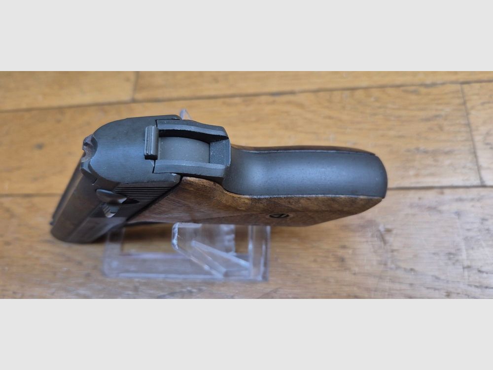 Schöner Mauser Pistol Modell HSC – Seltene Mauser-Herstellung unter französischer Besatzung („frühes Modell“) – In 7,65mm und acht Schuss – Stück von 1945 – Guter ästhetischer und mechanischer Zustand – Ausgezeichneter Lauf – TBE+, Bild 9 von 19