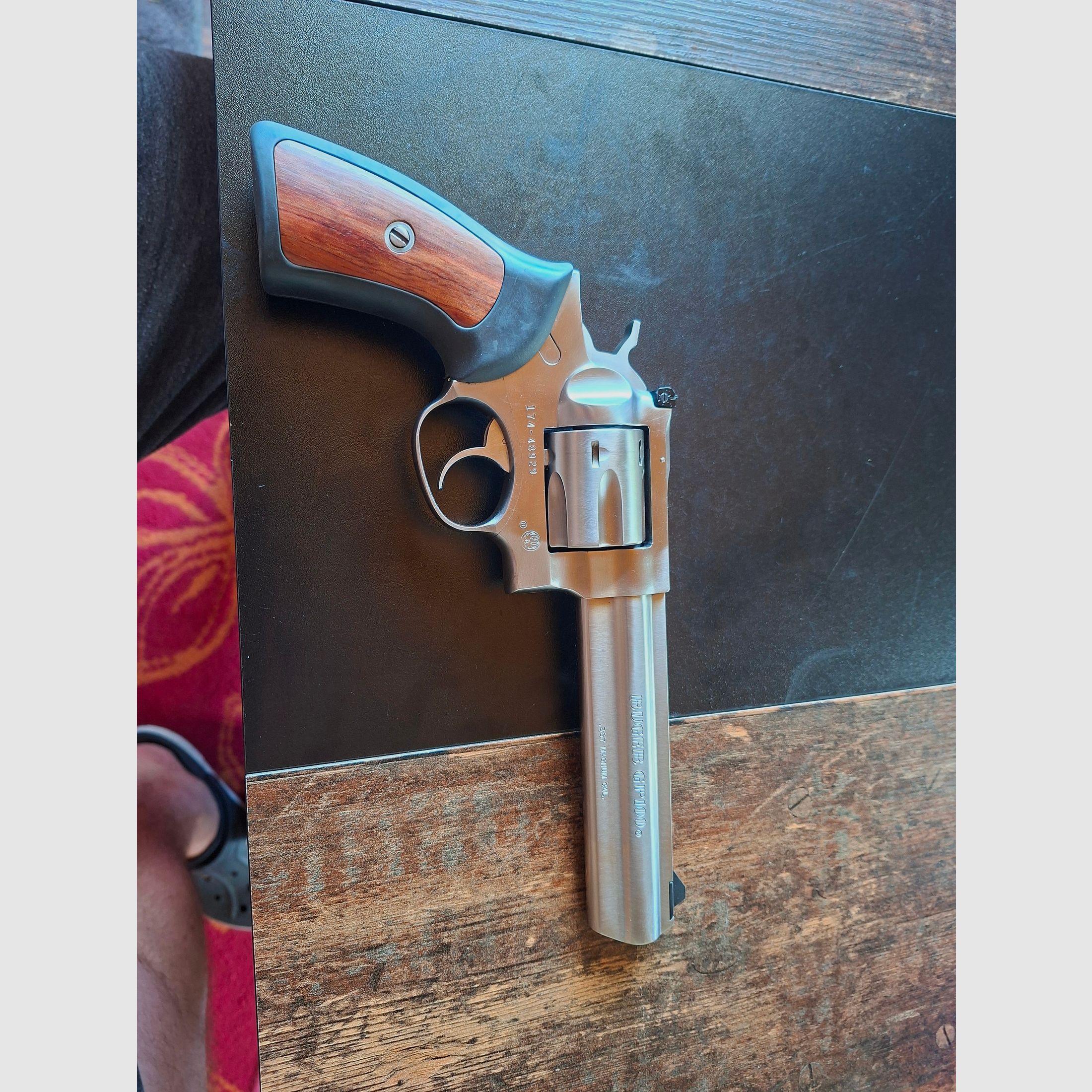 Ruger GP 100 Stainless 6" .357 Magnum