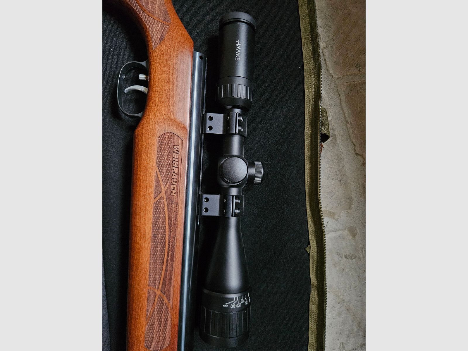 Weihrauch HW50S + Hawk Vantage 3-9x40 AO Mildot