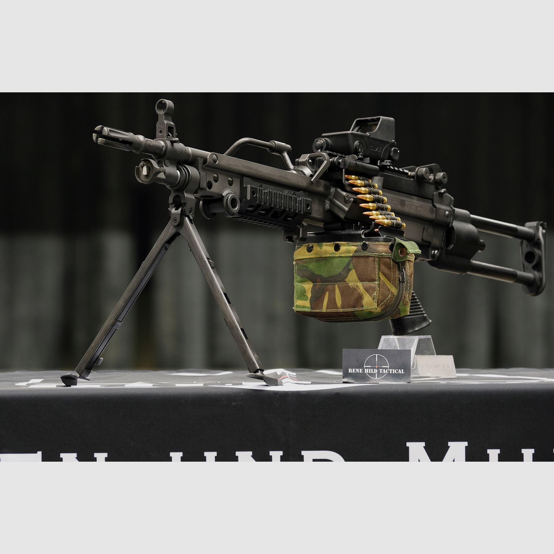 Astra Arms MG553, image 4 sur 7