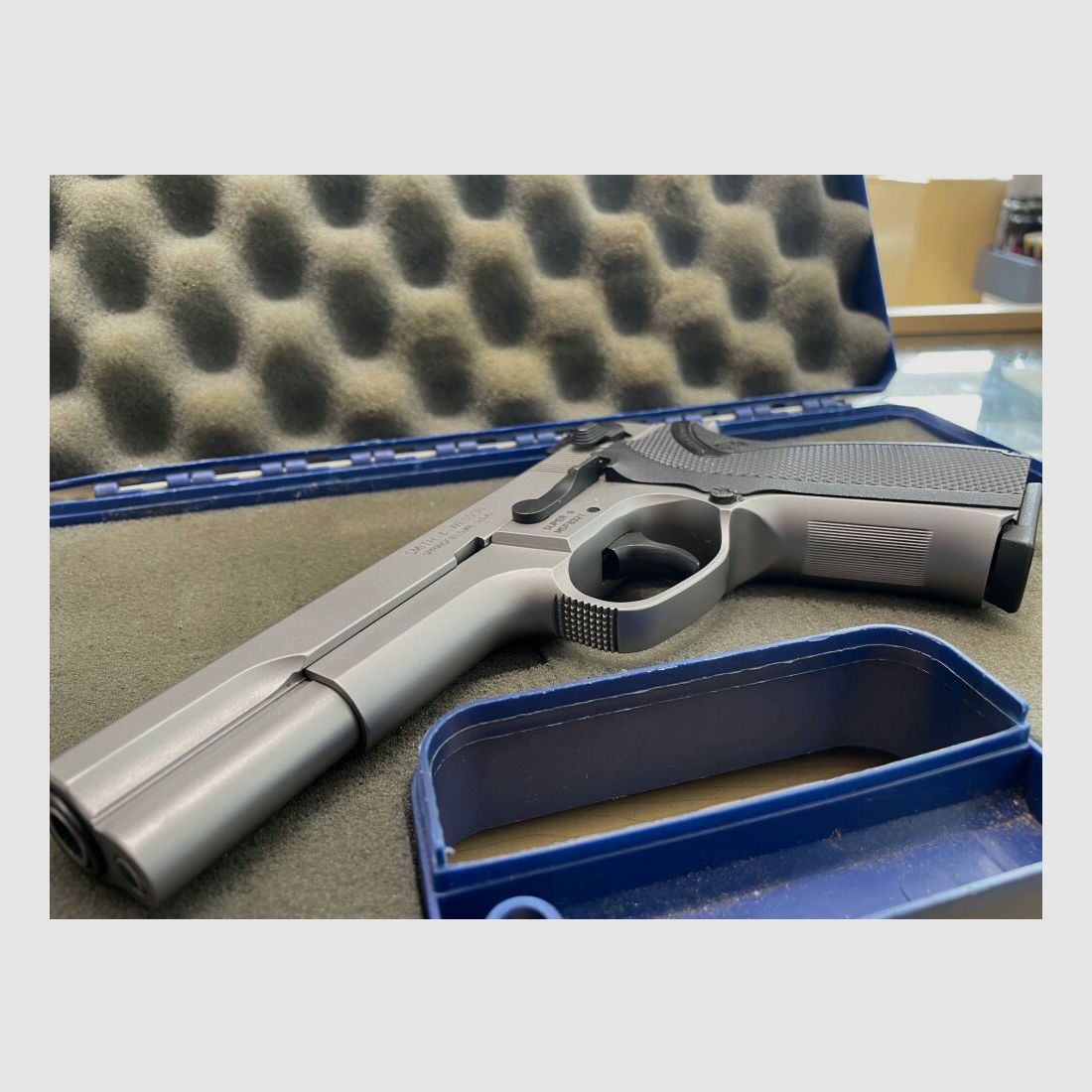 Smith & Wesson Super 9