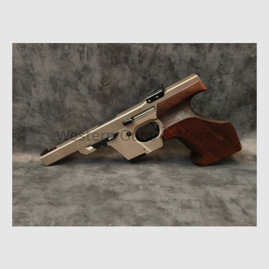 Walther GSP Sport-Matchpistole Kal.22lr. mattvernickelt