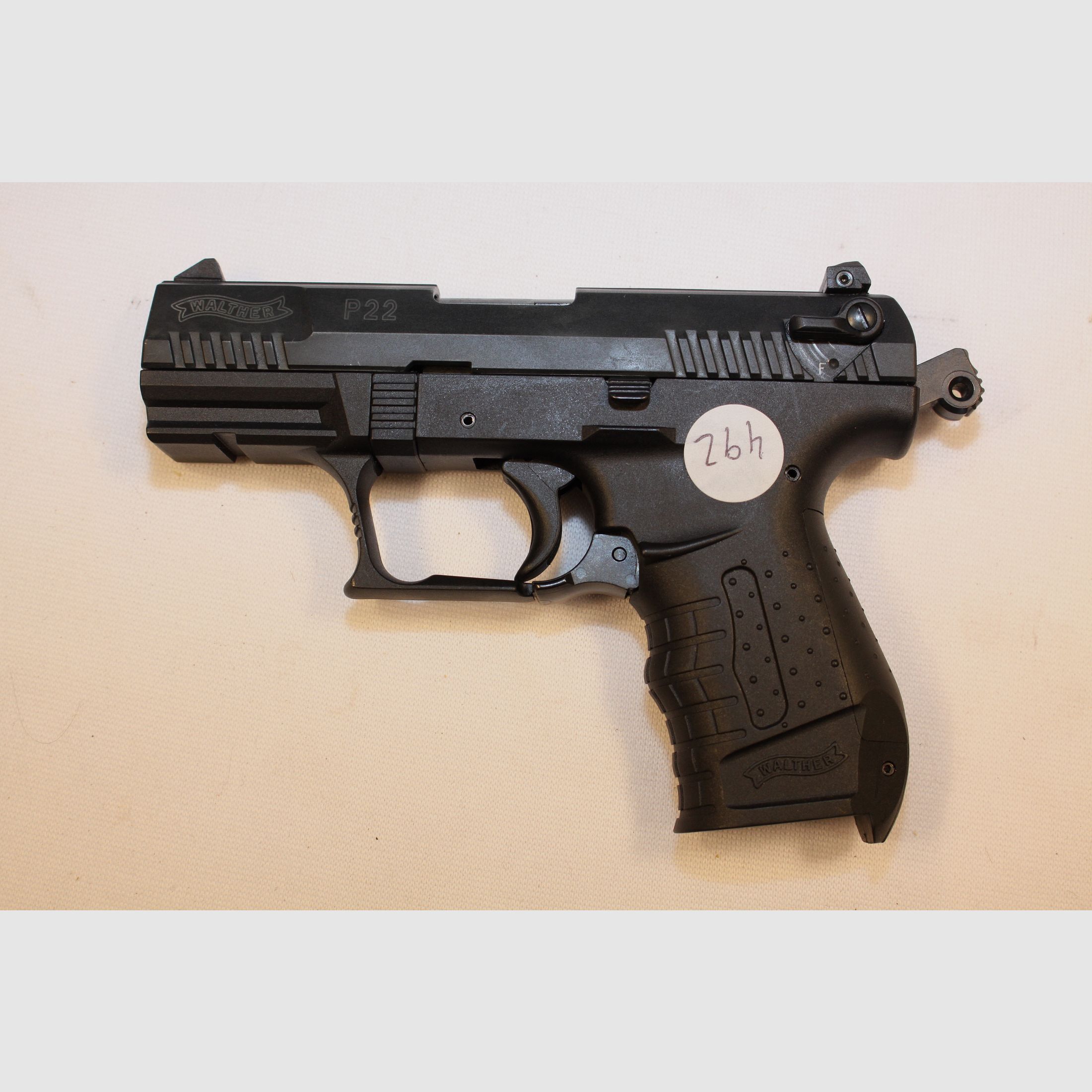 Walther P22 in caliber .22lr - without magazine.
