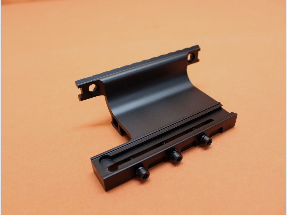 UTG - Montaje lateral Leapers Kalashnikov AKM UTG MNT-973 Modelo 47 con perfil Picatinny de 5,25"/ interfaz STANAG