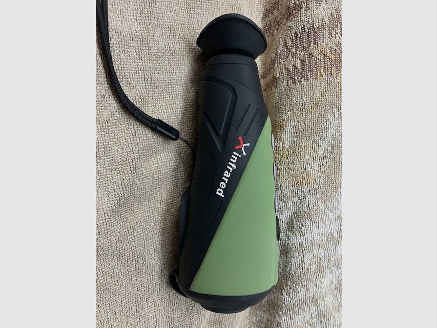 Caméra thermique Infiray Xeye E3n en excellent état, peu utilisée, car c'est un appareil secondaire, c'est pourquoi elle est également proposée à la vente.