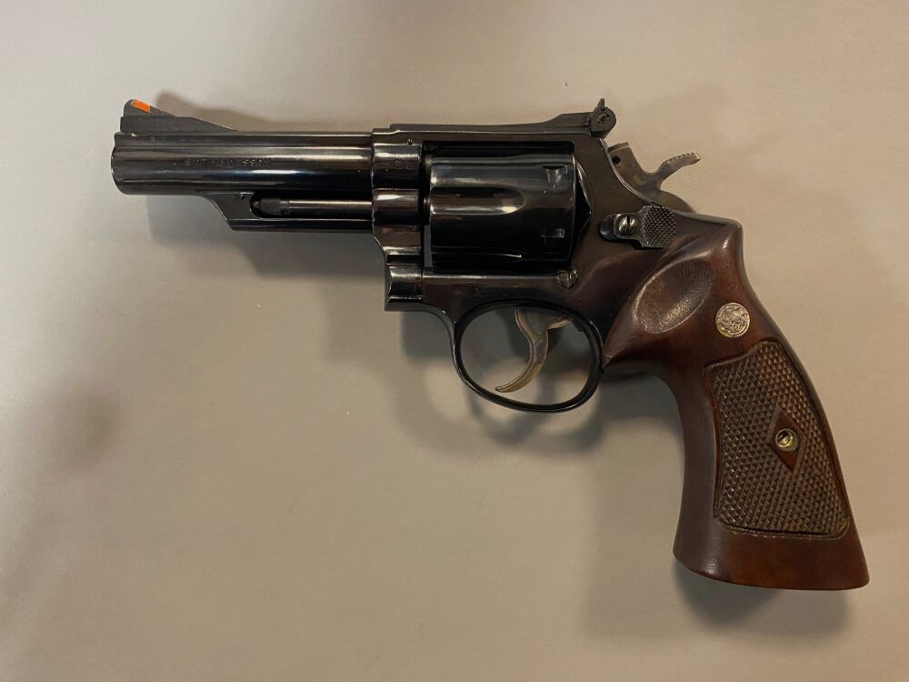 Smith & Wesson 19-2 .357mag	 19-2