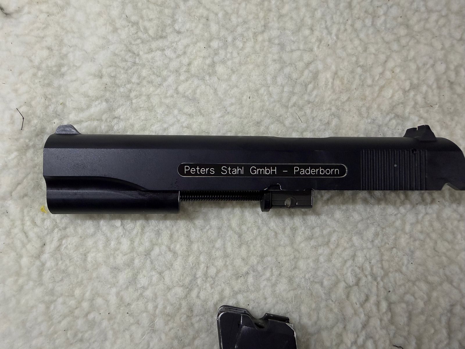 Norinco 1911 A1 .45 ACP w tym system wymiany Peters Stahl .22lr