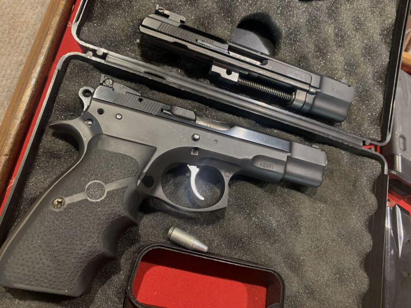 CZ75B Kal 9 mm Luger mit Kadett .22Lr Wechselsystem TOP TOP