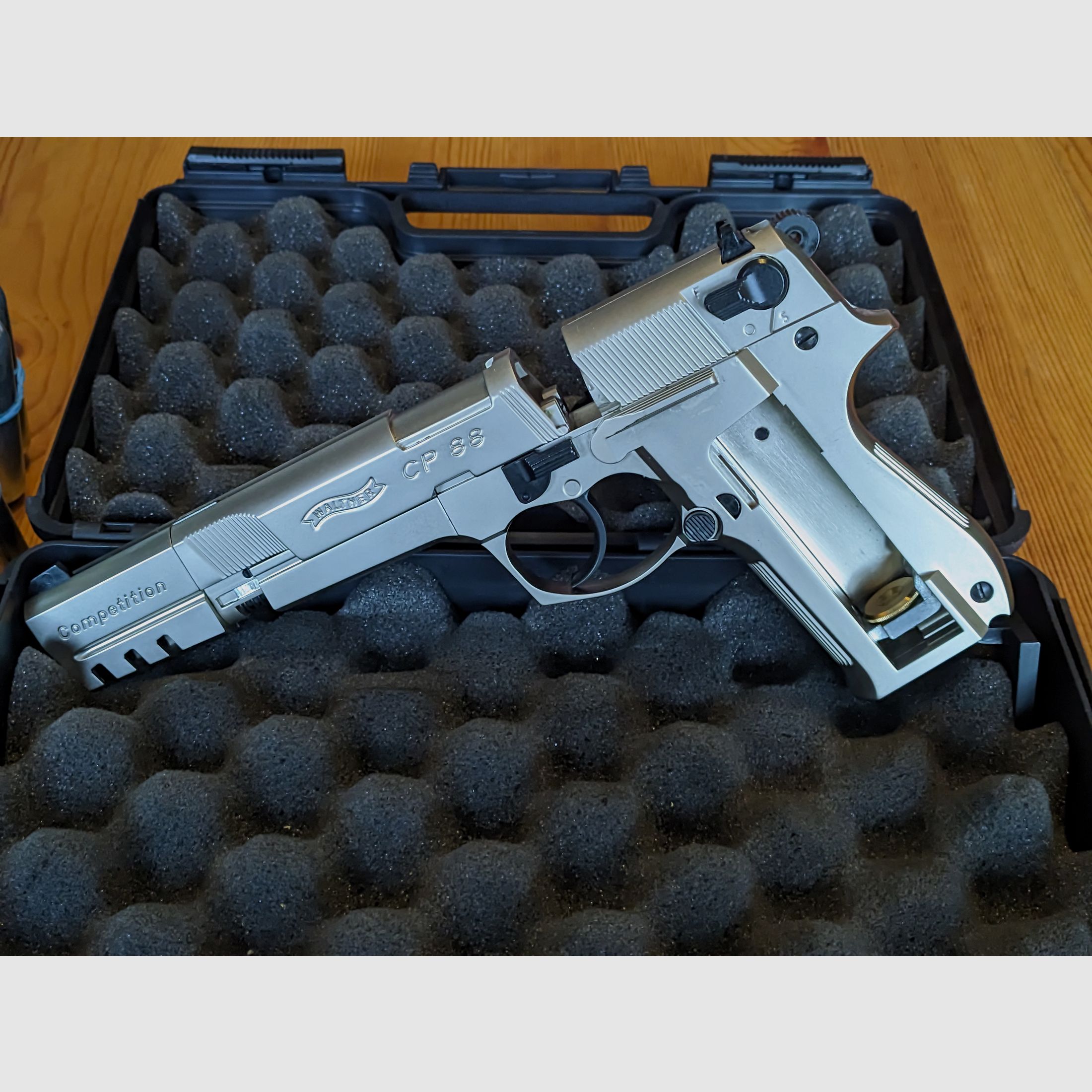 Walther CP88 Competition, verchroomd. Inclusief veel accessoires!