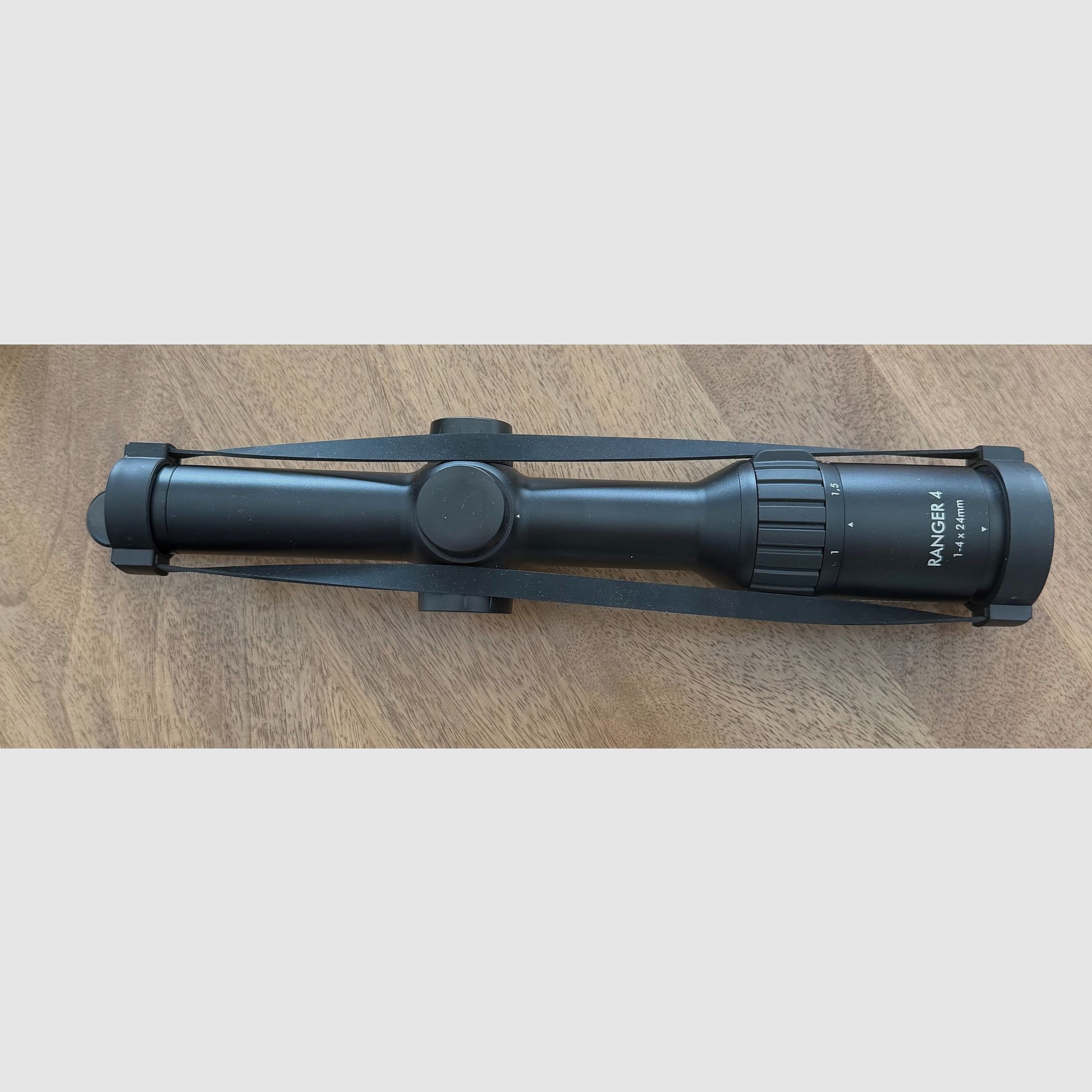 Steiner Ranger 4 1-4x24 (like new and warranty)