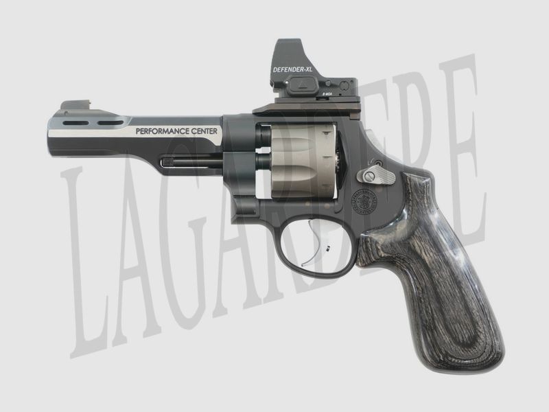 SMITH & WESSON 327 PC WR JERRY MICULEK EDYCJA LIMITOWANA (REVOLWER)