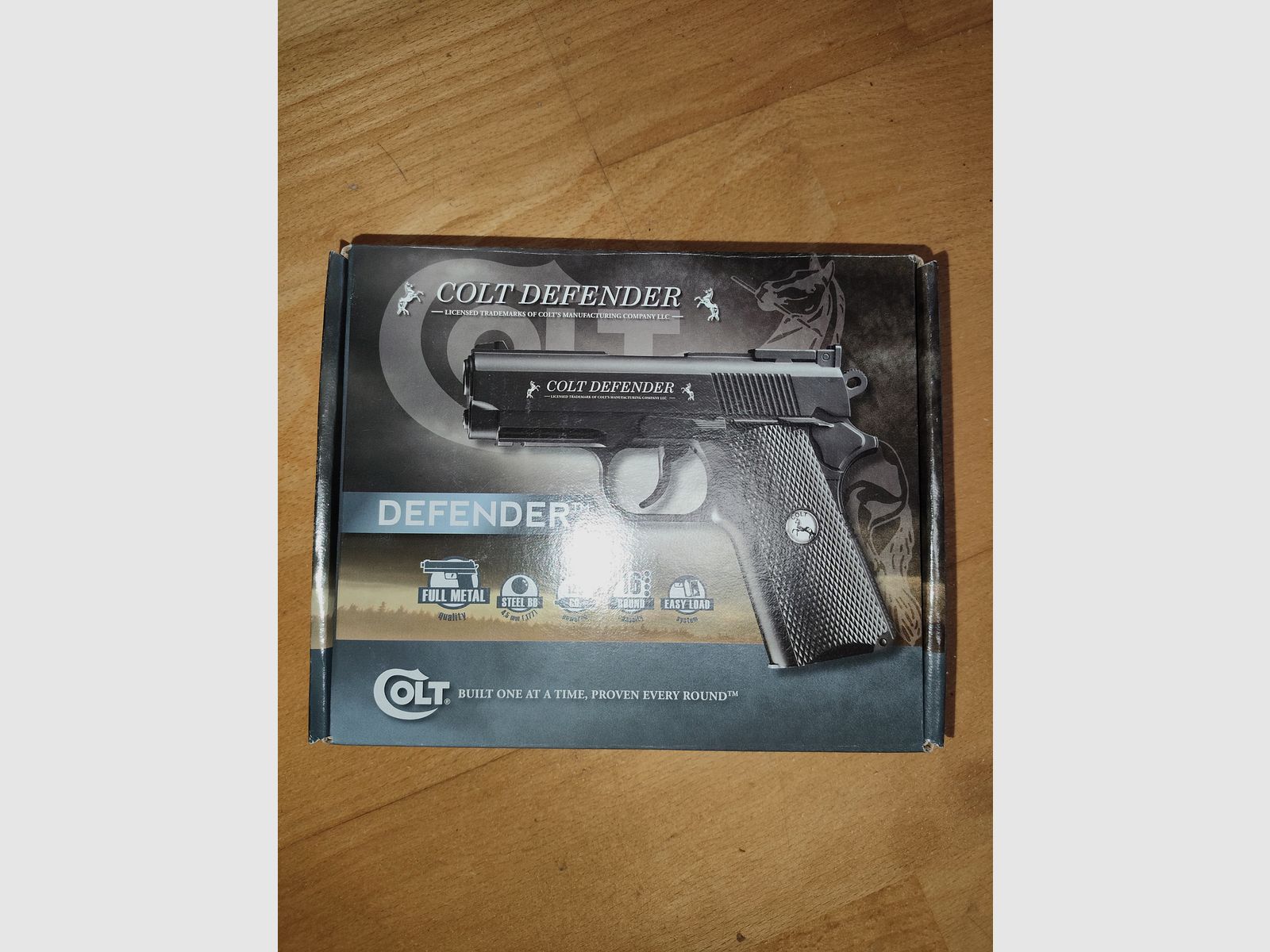 Colt Defender 4,5 mm BB Co2-Pistole