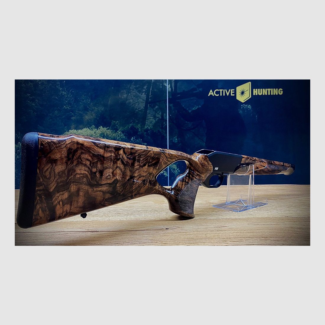 Blaser R8 Success Schäftung / Holzklasse 9 / Super Finish / TRAUMSCHÄFTUNG DER EXTRAKLASSE