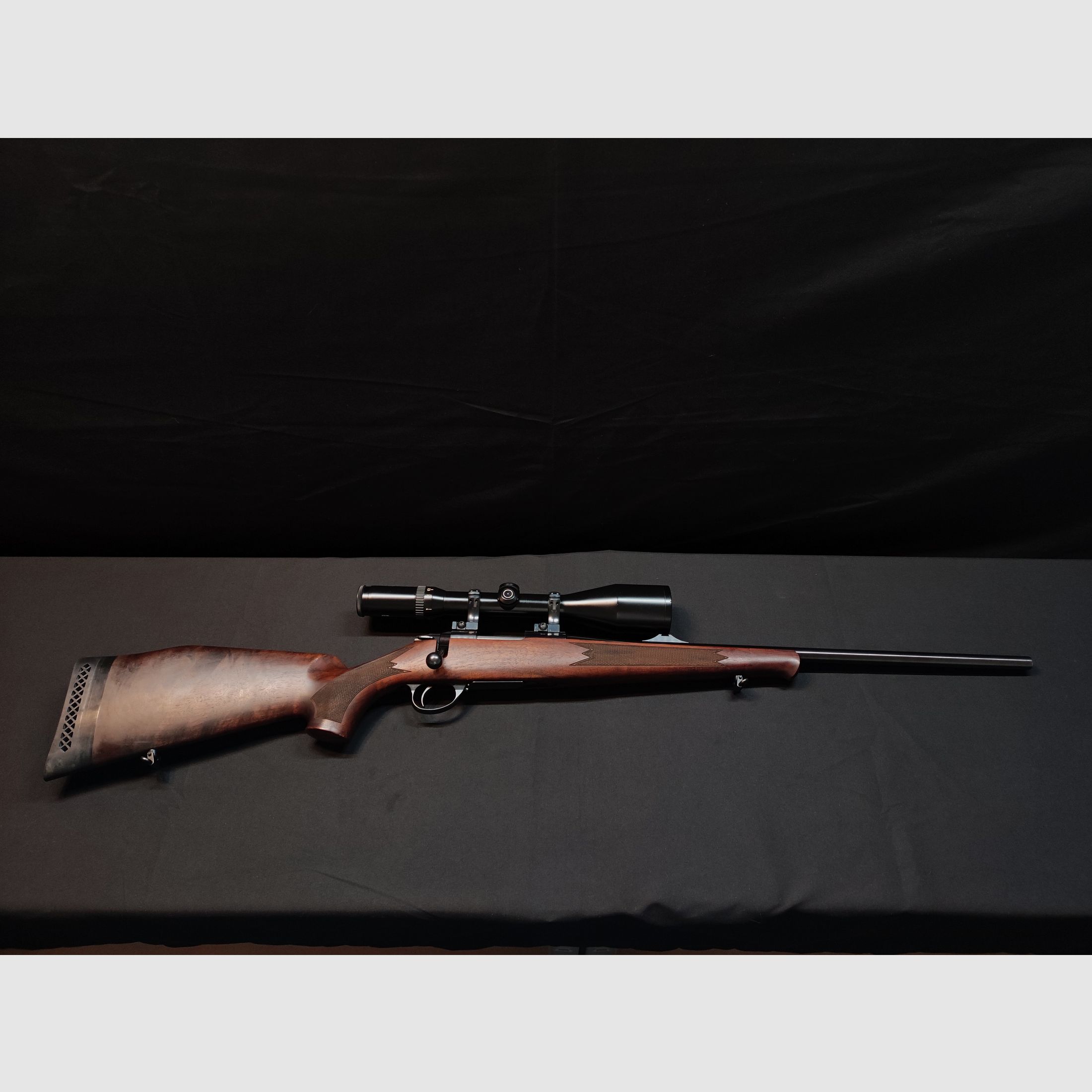  Sako Repetierbüchse Kal. .222 Rem - Schmidt & Bender 2,5–10x56 – Sehr guter Zustand