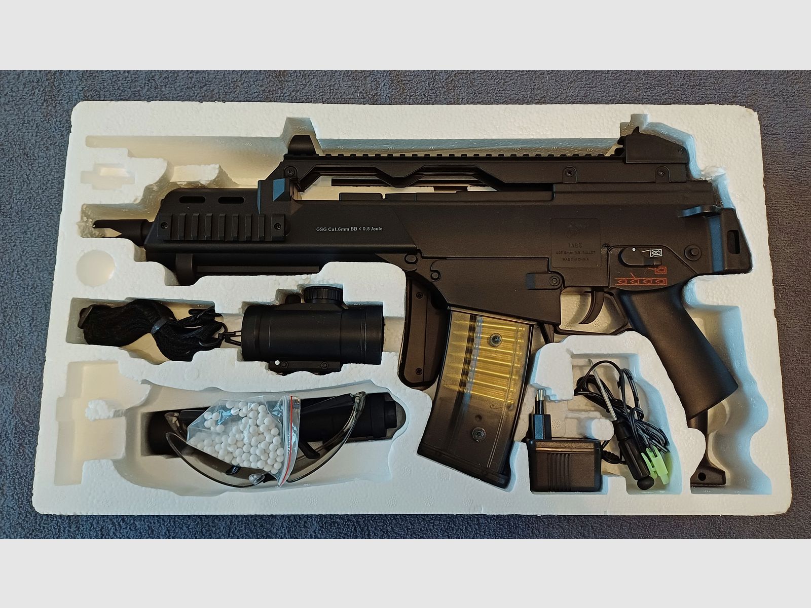 Double Eagle M85 (H&K G36C Kopie)