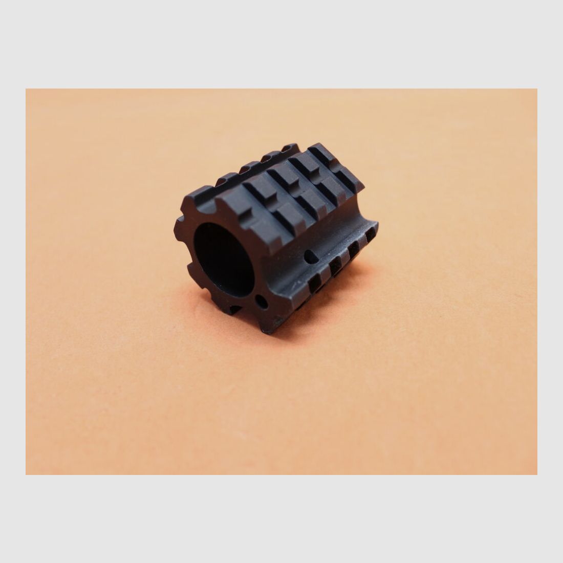 DPMS AR-15: Gas Block Picatinny 4-Rail DPMS .936" ID (GB-4R) Alu black Geeignet für Bull-Barrel, Bild 3 von 5