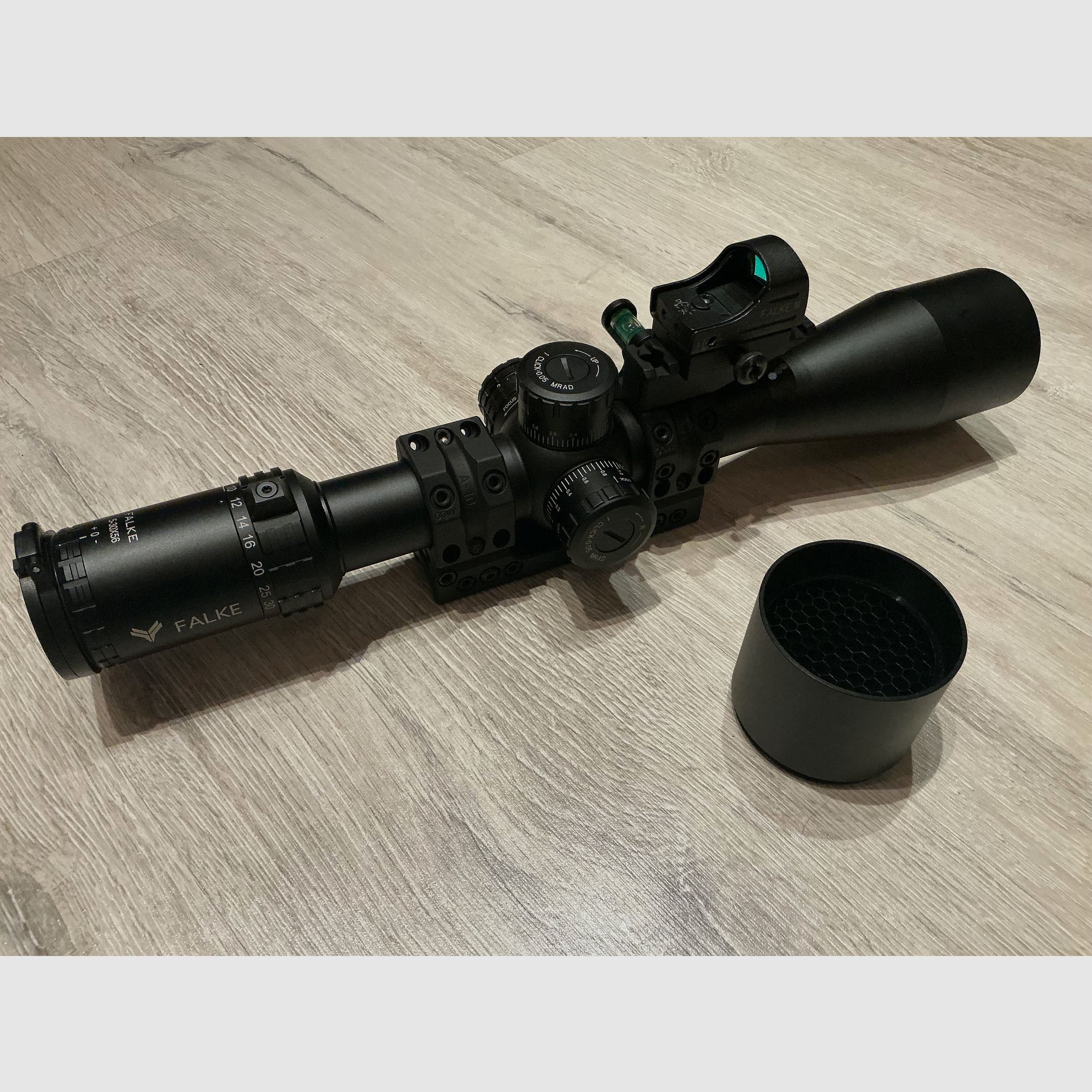 Falke Zielfernrohr 5-30x56 inkl. Killflash neuwertig * unbenutzt