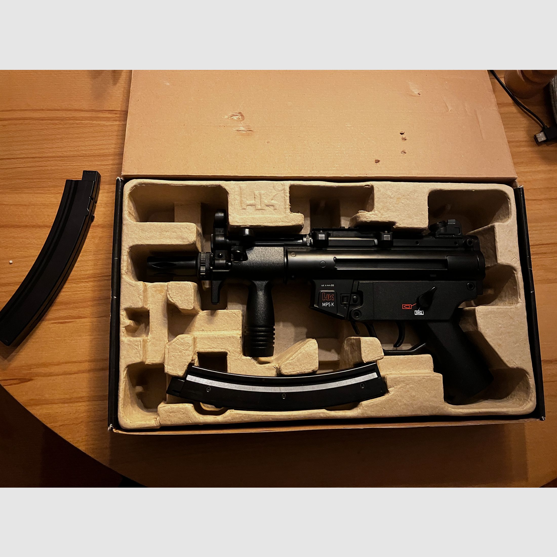 H&K MP5K "No Compromise" guter Zustand mit 2x Magazine 