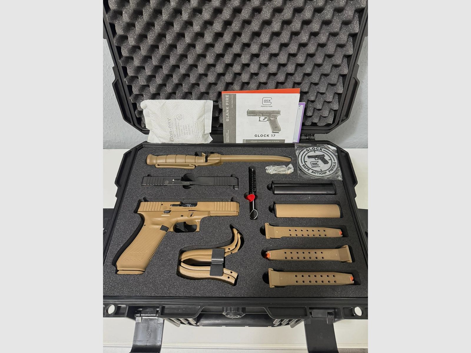 Reserviert GLOCK 17 Gen5 SV Double Set 9mm PAK Verzamelaarseditie