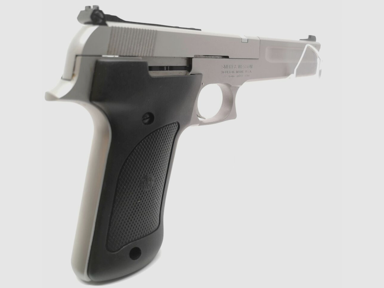 Smith & Wesson 2206