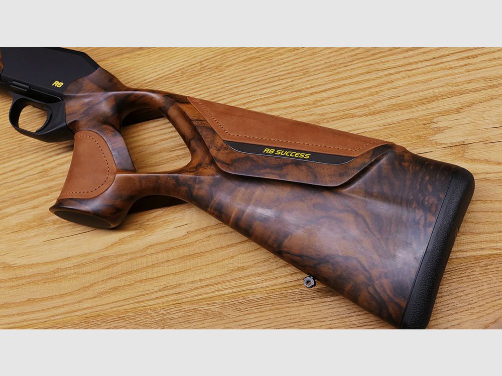 Blaser R8 Success Schäftung / Holzklasse 7 / Chesterfield Leder / ATEMBERAUBEND SCHÖN