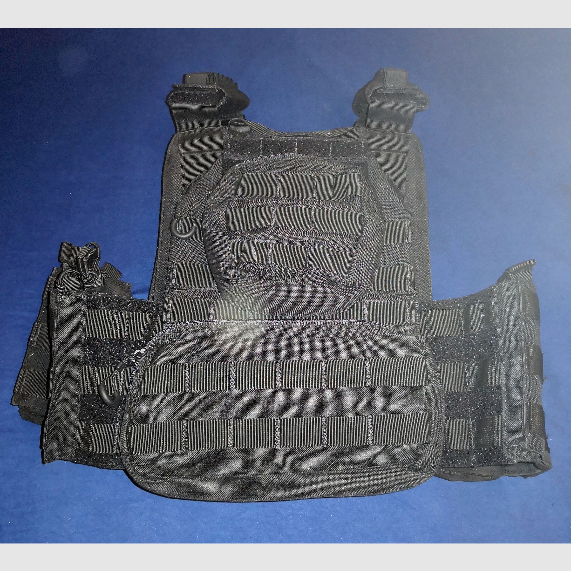 Gilet tactique Katlock noir avec poches supplémentaires