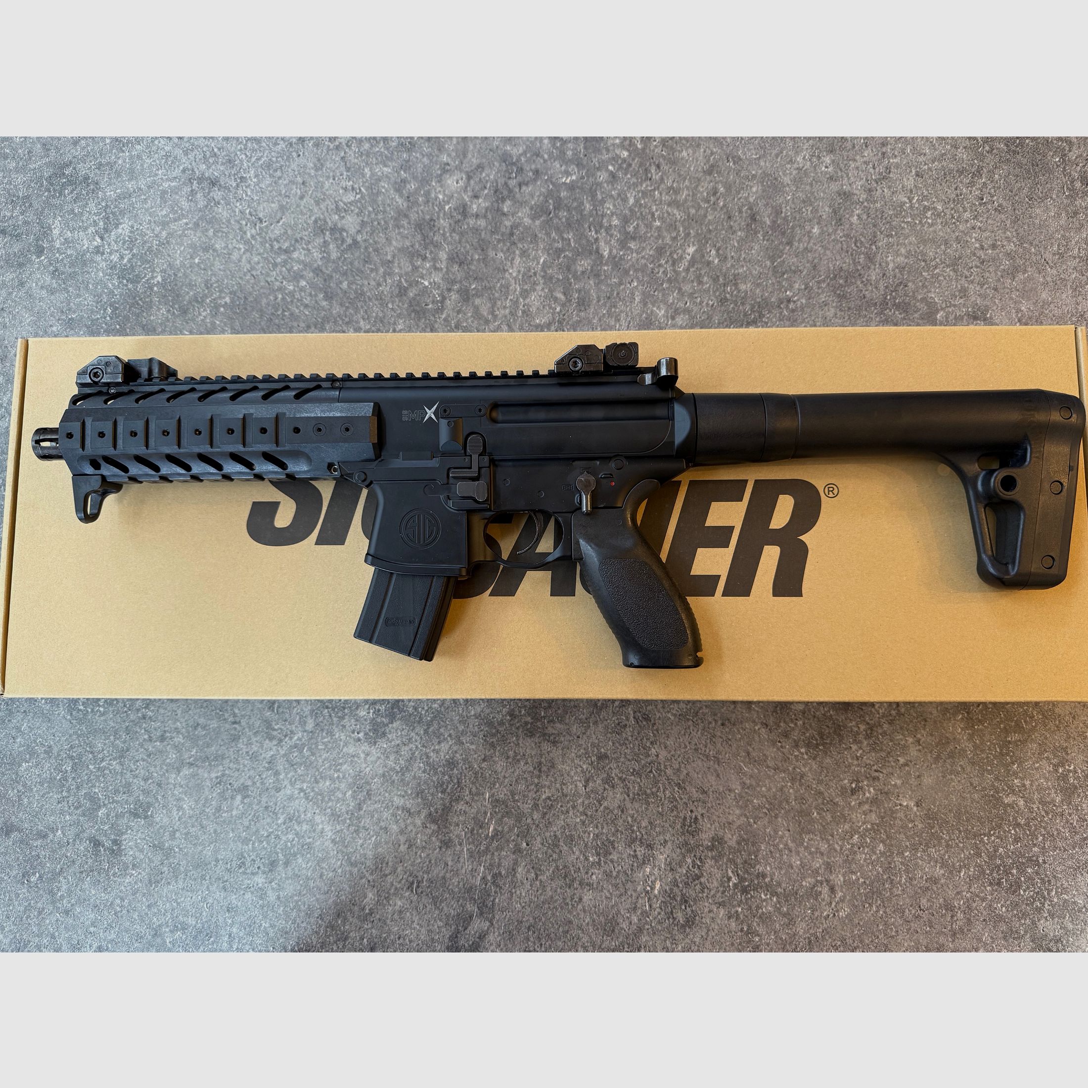Sig Sauer MPX Gen. 1 CO2, semi-automatic air rifle from Umarex