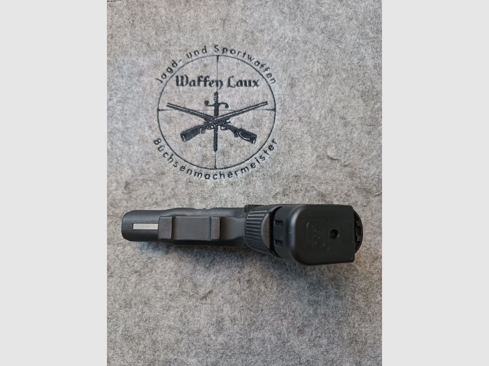 Glock Mod. 26 Gen.5 con impugnatura personalizzata in condizioni pari al nuovo!