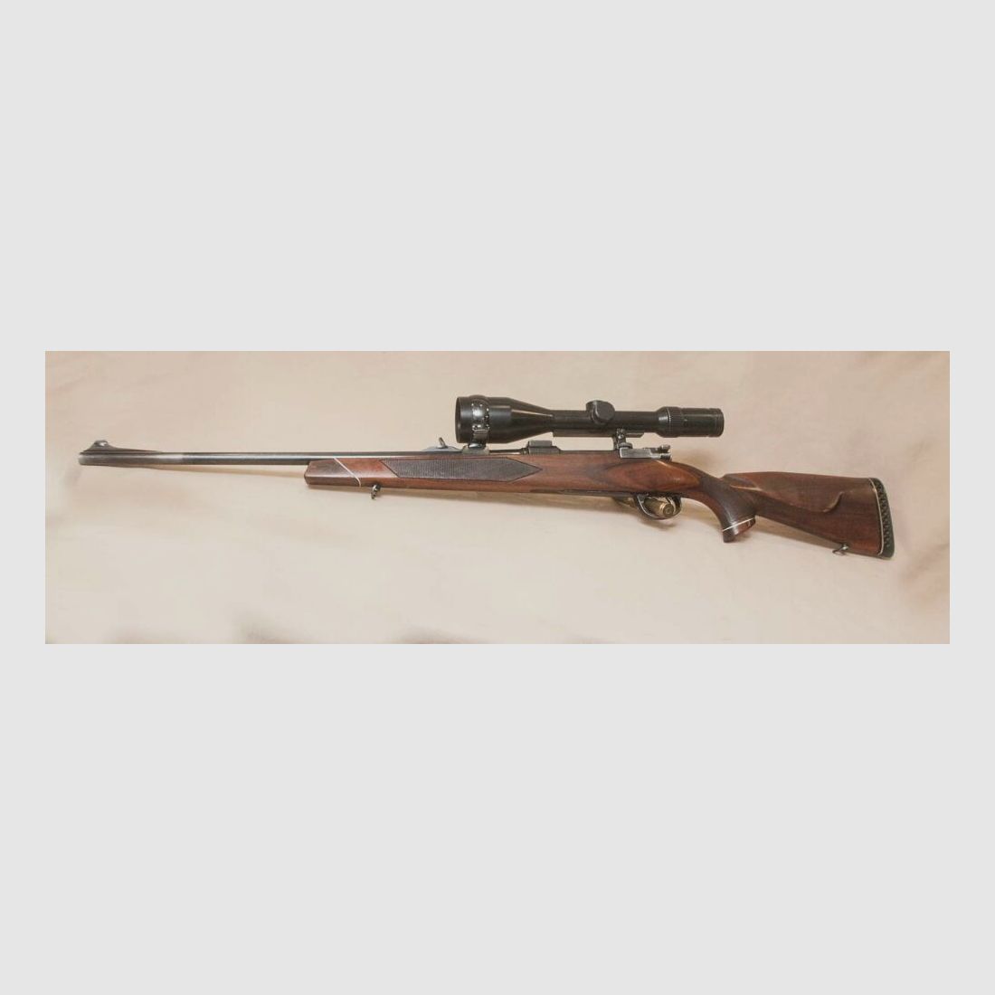 Sistema Mauser 98 Parker Hale con mira telescópica Nickel Marburg 3-12x56 retícula iluminada 4