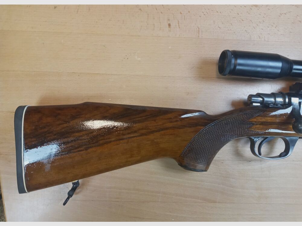 Santa Barbara M 98