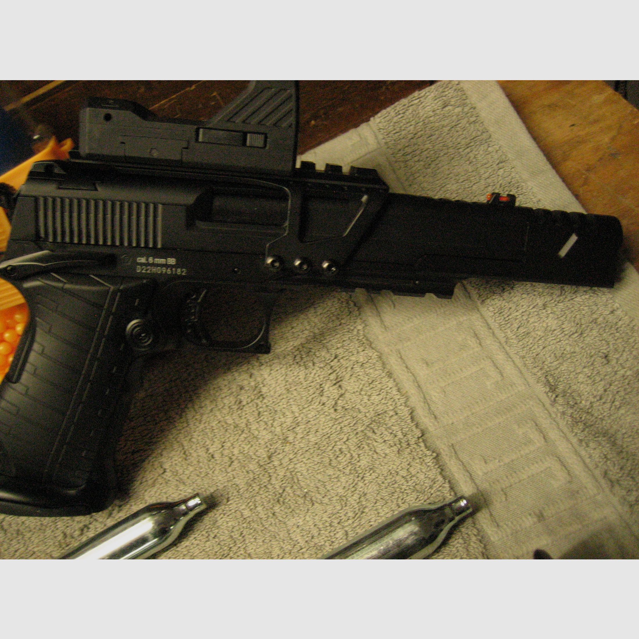 Elite Force Race Gun 6mm Luftpistole CO 2 CO2 Pistole NEUWERTIG