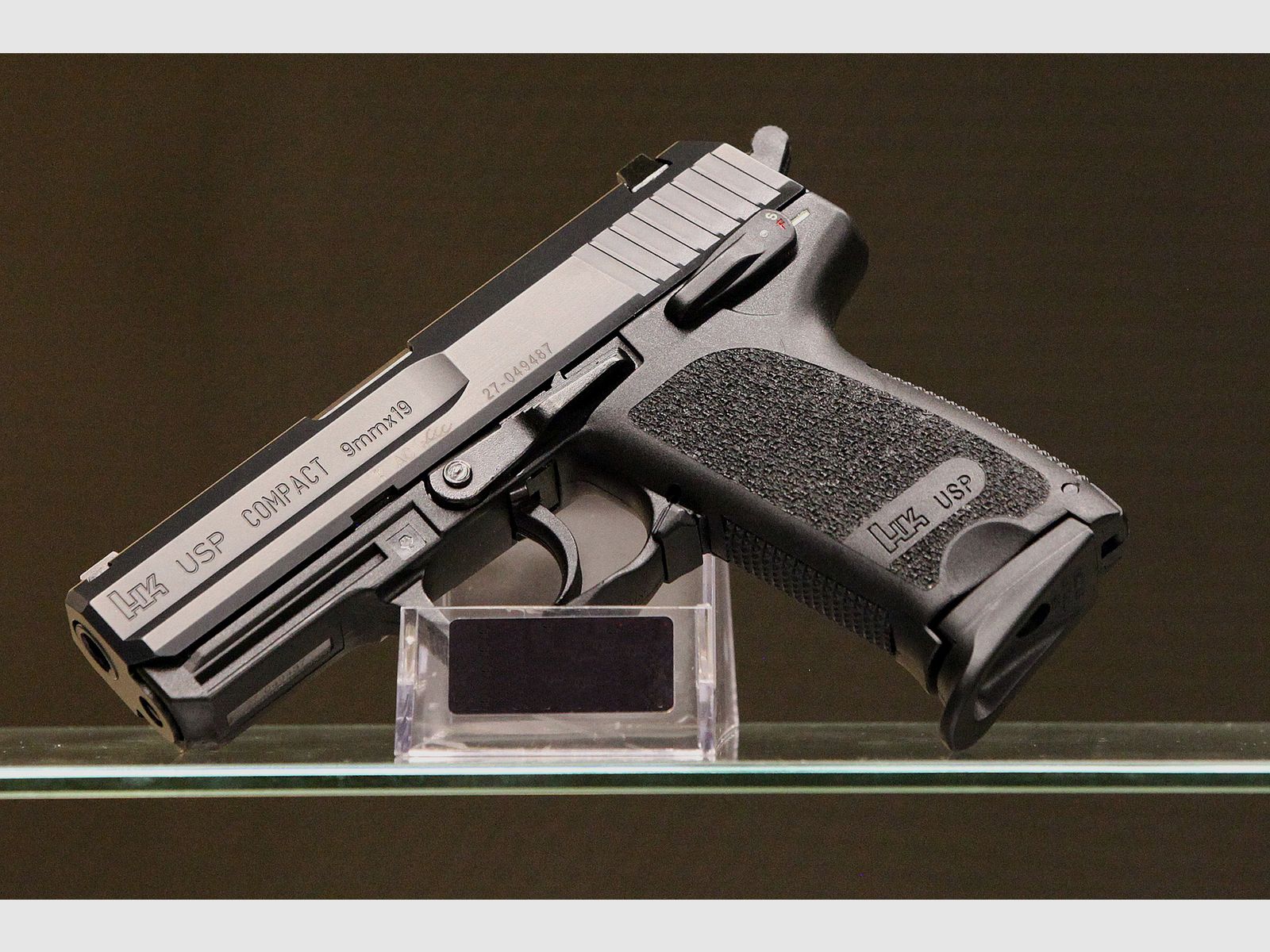 HK USP Compact, afbeelding 1 van 6